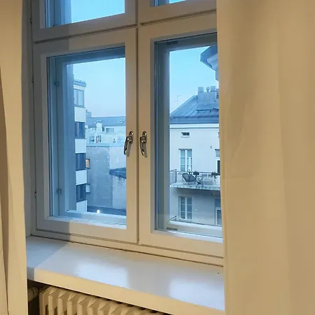 Nextdoor Host Quiet Work-ready At Kamppi Fast Wifi هلسنكي