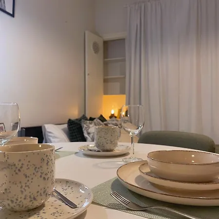 Nextdoor Host Quiet Work-ready At Kamppi Fast Wifi