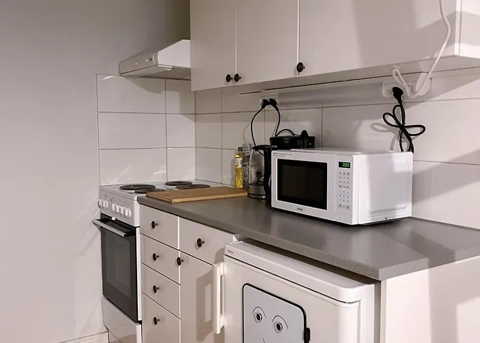 Apartment Nextdoor Host Quiet Work-ready At Kamppi Fast Wifi *