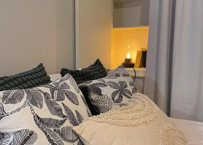 Nextdoor Host Quiet Work-ready At Kamppi Fast Wifi * Helsinky