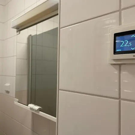 Nextdoor Host Quiet Work-ready At Kamppi Fast Wifi Apartmán